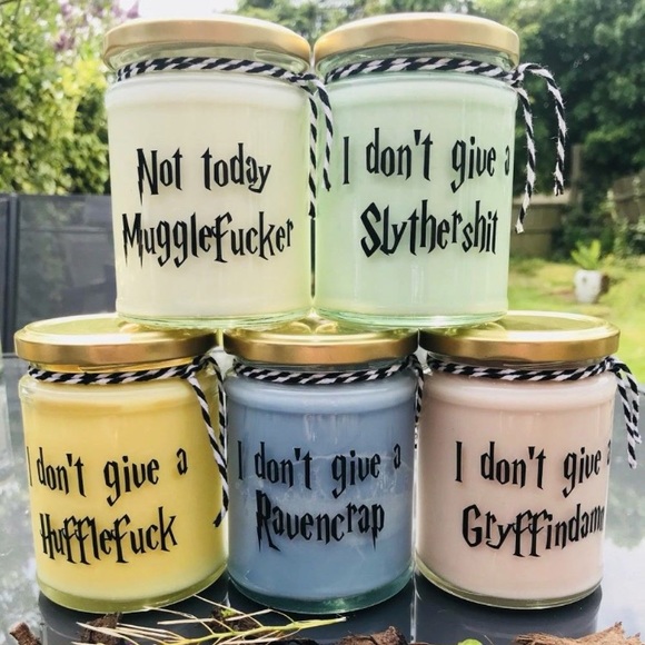 Meet your Posher, Kursty - Picture 1 of 1